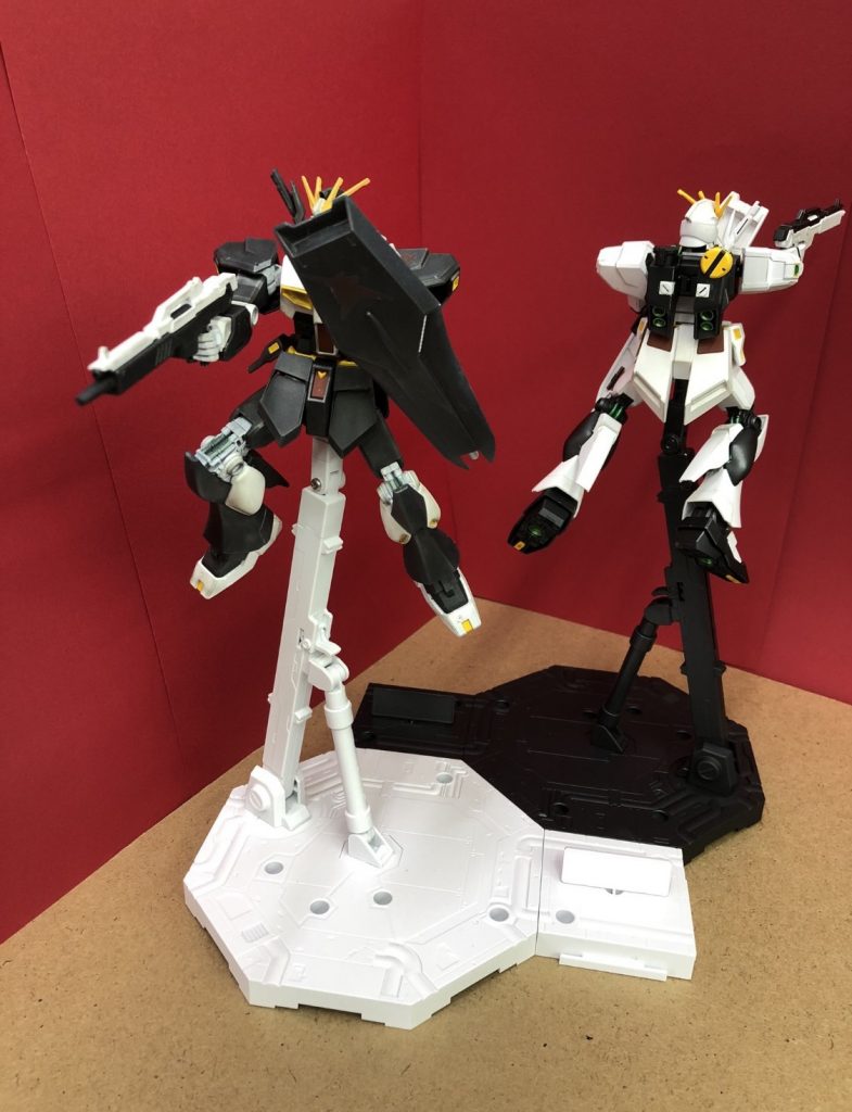 νガンダムリバーシ–3枚目/制作者：@gunma_mukodono