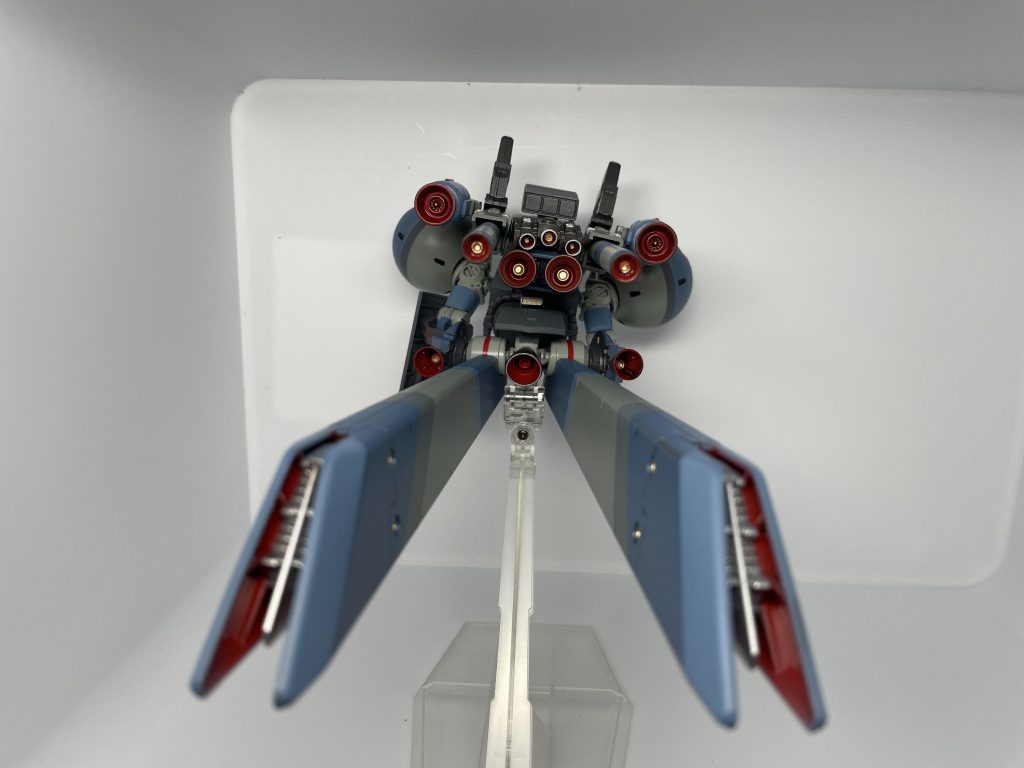 直線での加速性能を更に強化して電光石火の強襲を可能にするブースター。