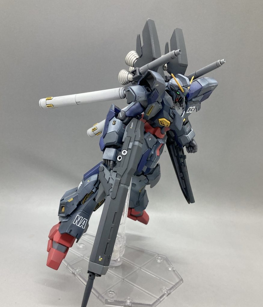 ビームキャノンはここまで前方に向けられます