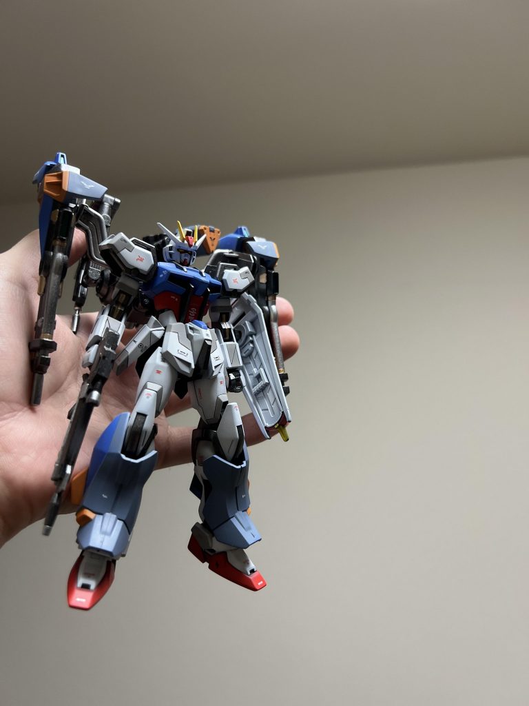 初めてのスジボリ、つや消し塗装、水性塗料による部分塗装…色々と挑戦させてくれたとても良いキット。EGシリーズこれからもお世話になります。