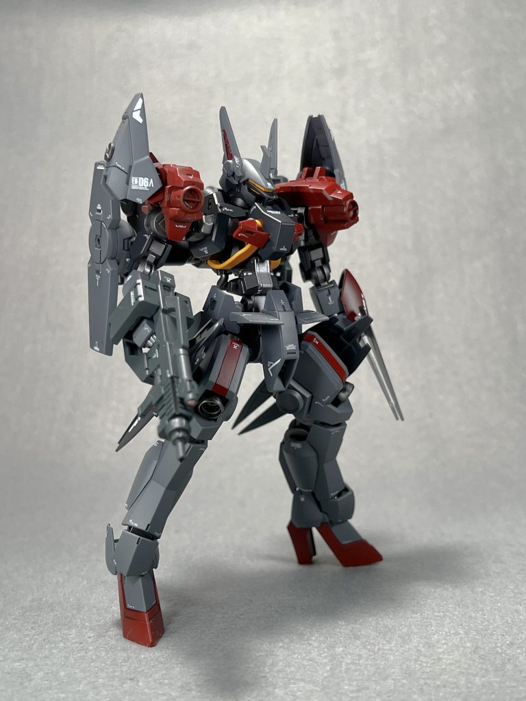 ライフルも試作兵装感を出したかったので、ハイダーやセンサーをジャンクパーツでデコレート。