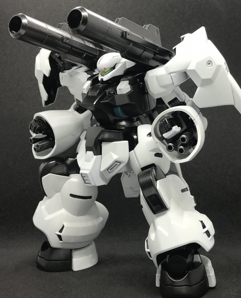 ポージングは以上になります。水星の魔女は毎週面白くて今後の展開が怖くもありつつ楽しみな作品ですねえ( ˘ω˘)そろそろスレッタちゃんに一回説明したげて…