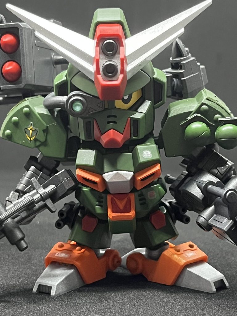 水性転写のデカールを貼っていますが枠が浮いてしまいました...