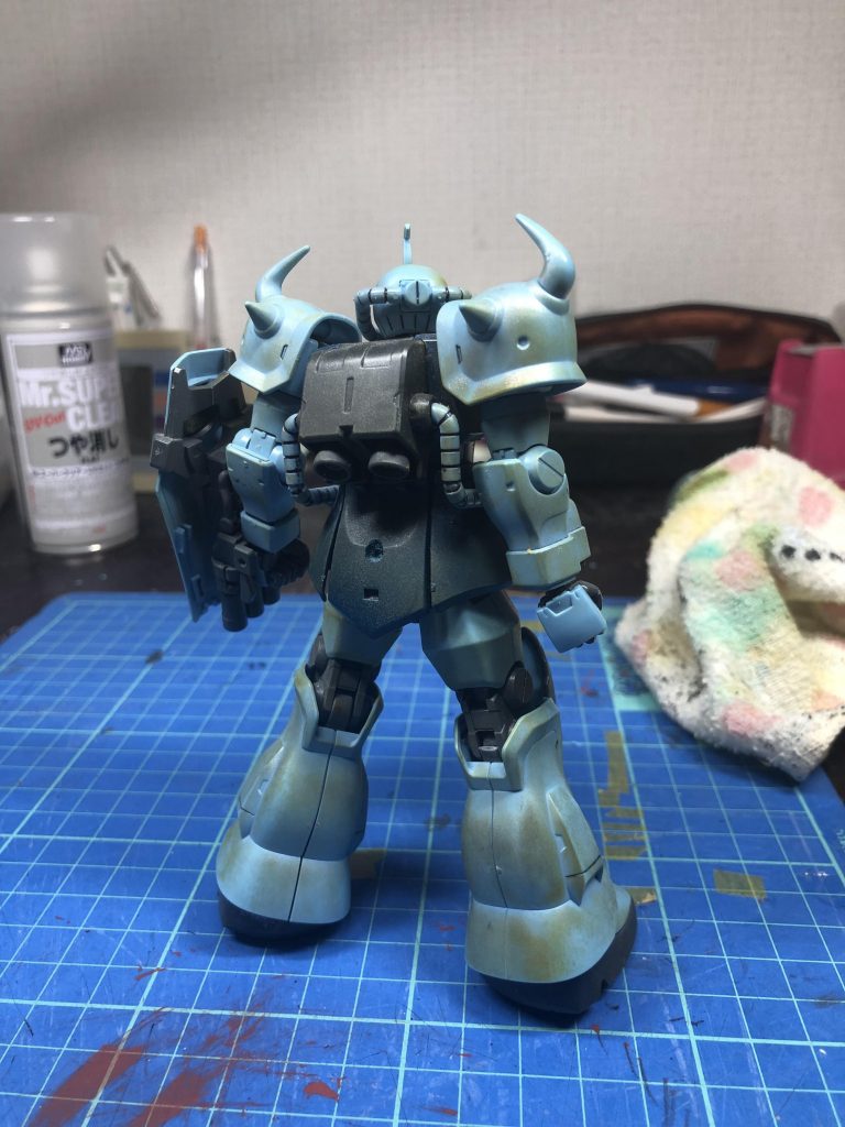 背面です。合わせ目消しや、筋彫りは行いませんでした。