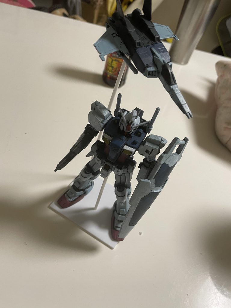 スタンドはプラ板とプラ棒から