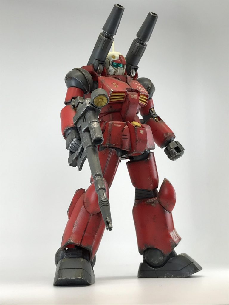 私のウェザリングはプロモデラーのライダーjoe先生という方のを参考にさせて頂いております私にとってウェザリングのかっこよさ、楽しさを学ばせて頂いた、神様の様な方です（笑）先生の作品を拝見して自分もウェザリングにチャレンジしてなかったら、ここまでガンプラを好きになってなかったかも