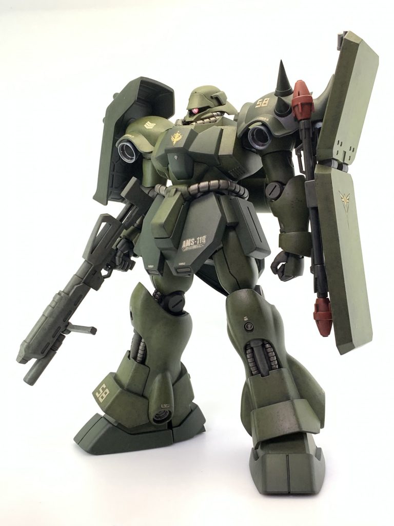 シールドの取り付け方や、握り手も修正してます。