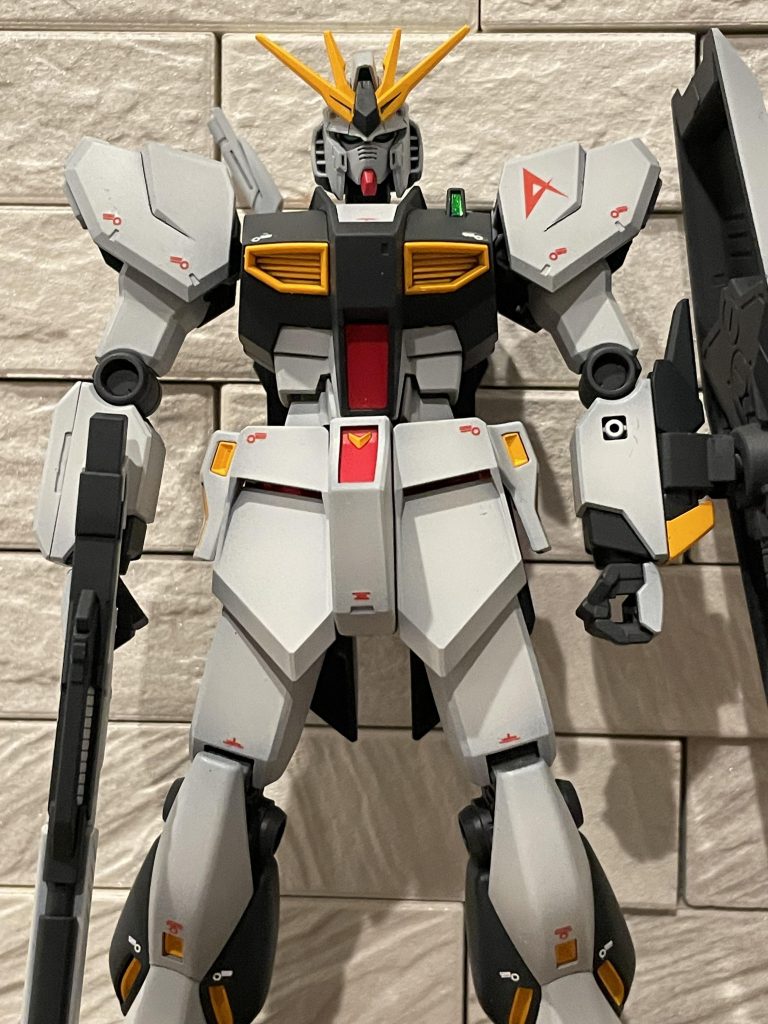 EG νガンダム–3枚目/制作者：M