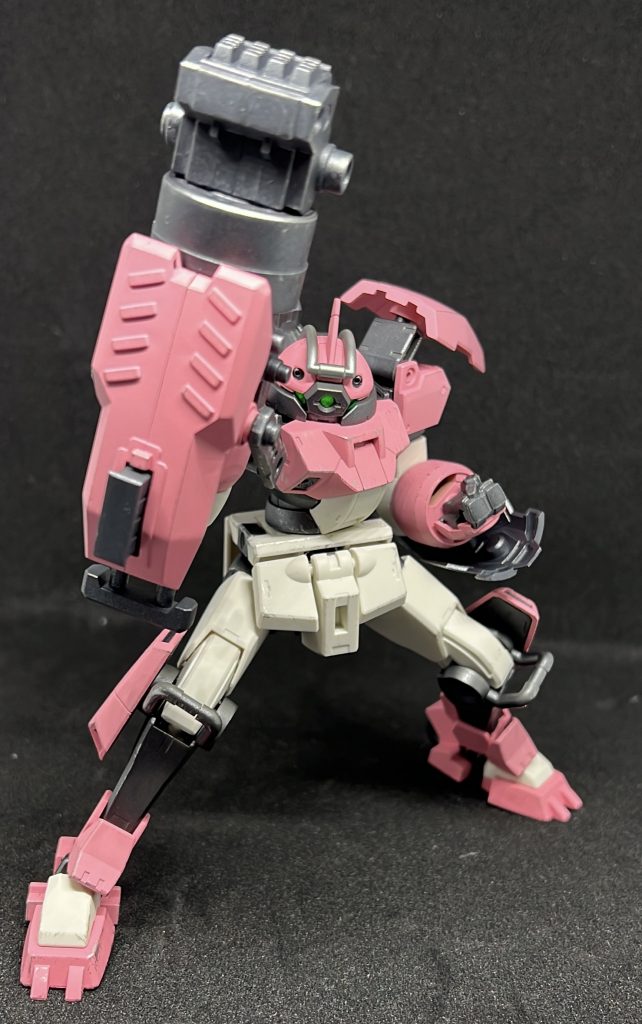 色に関しては、イエロー部分をピンクに変更しました。インパクトナックルもそこに合わせたカラーに調整してます?