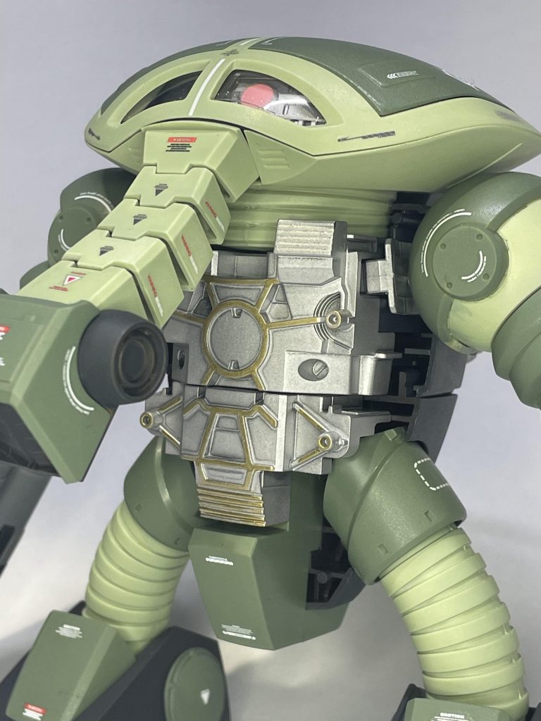 HGのくせにMGのような内部構造まであったりと意外に拘り強いです。そして隠れてしまうとわかっているのについつい塗装してしまう自分。