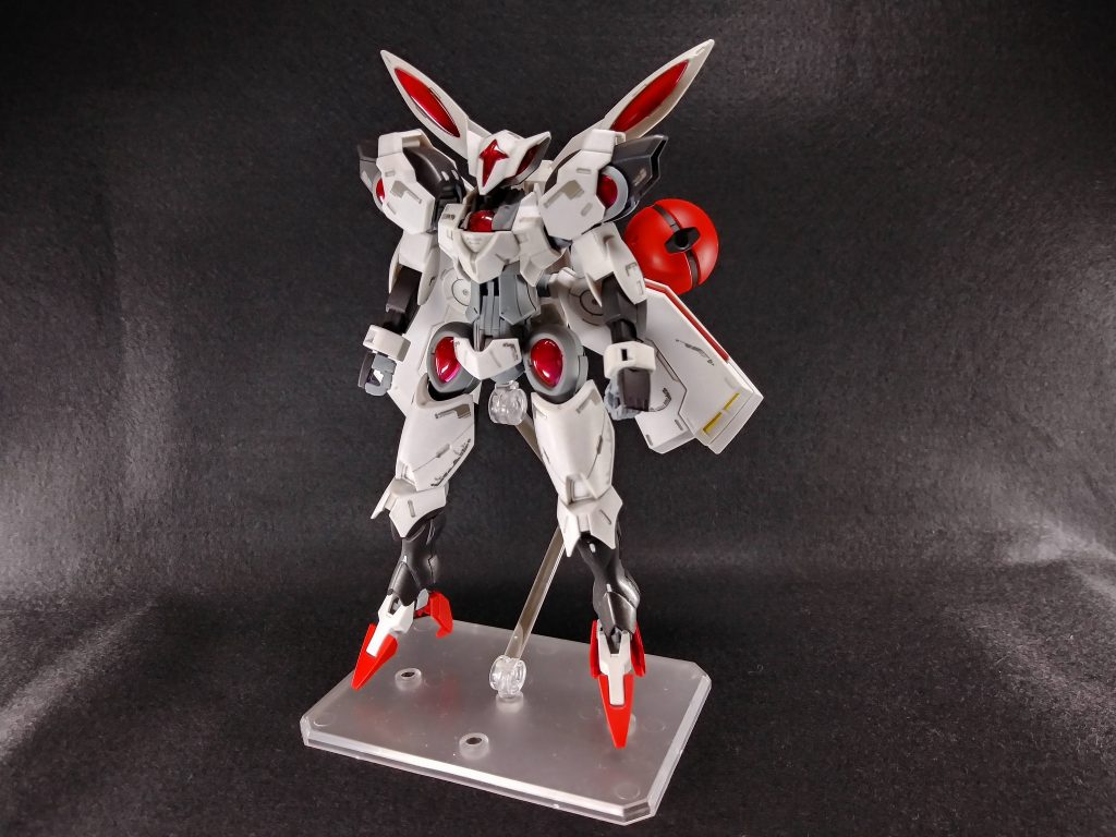 グレーとガンメタを合わせて赤を混ぜました(:3_ヽ)_