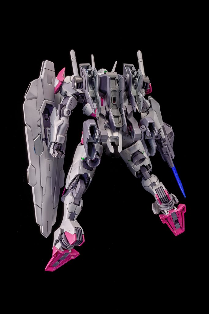 バックパックの内側も塗り分けましたが粗が目立ちますね！