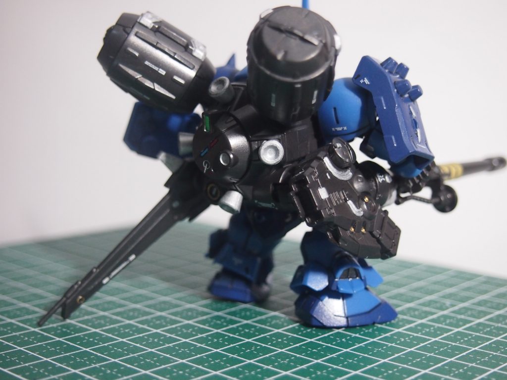 バックパックは適当に塗り分けしました。