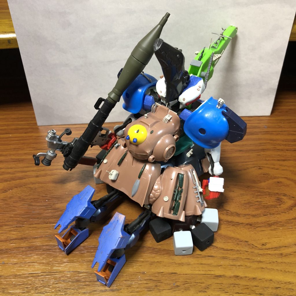 サフ前主に使ったキットはまたまたアブゾノール。今回は¥300の小さい方で以前作ったGEOのリニューアルです♪