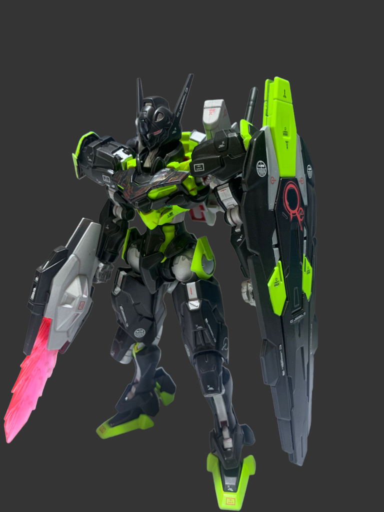 今回ヤスリしてなかった影響でトップコート段階でひび割れ発生…幸い背中側だったので応急処置として黒エナメルで誤魔化す。結局完全には消えずだが、まぁ形にはしたしいいや。次からは簡単でもヤスリせねば😭