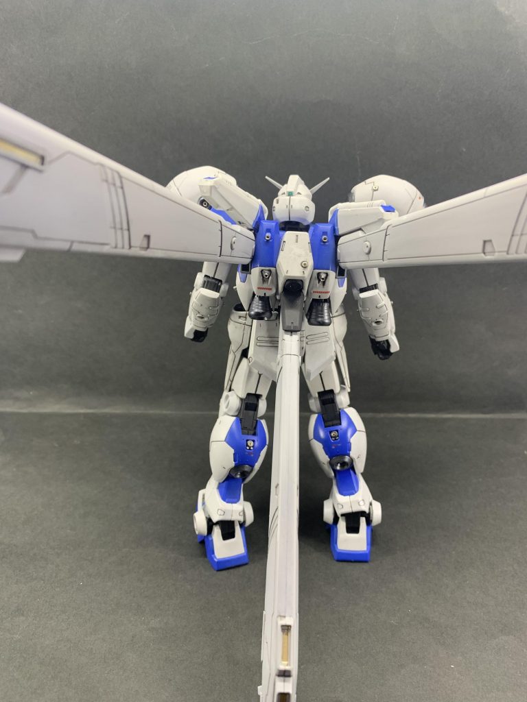 途中で萎えてしまいブースターの合わせ目消していませんw