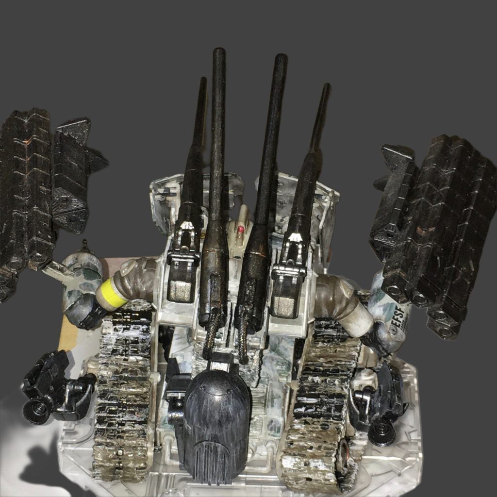 デストロイドモンスターやケーニッヒモンスターのような漢の実弾一斉発射が見たいものですねw