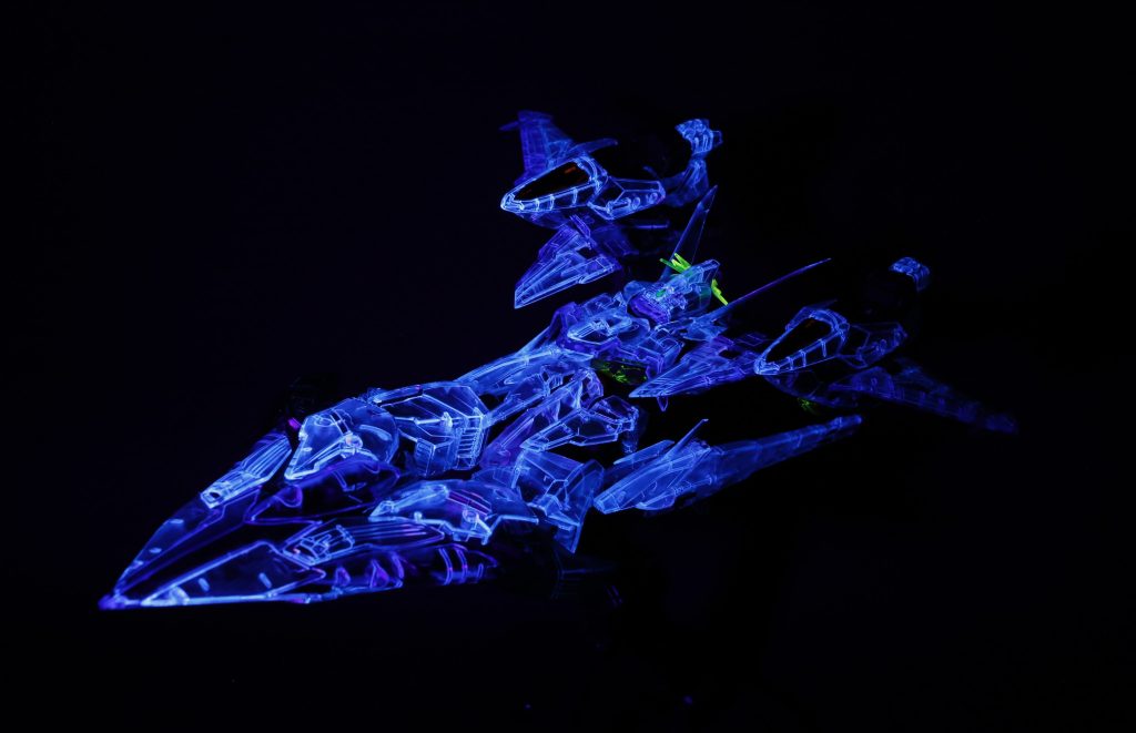 飛行形態、UVのみ。