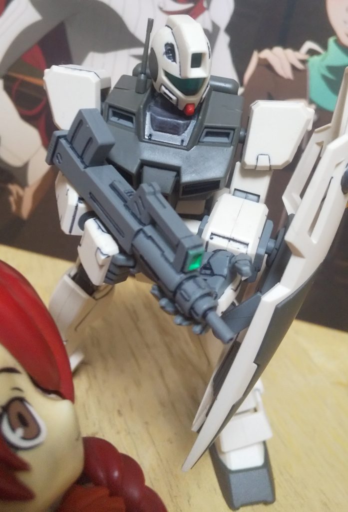 :ブルパップマシンガン装備でこの構えはエクセレント!