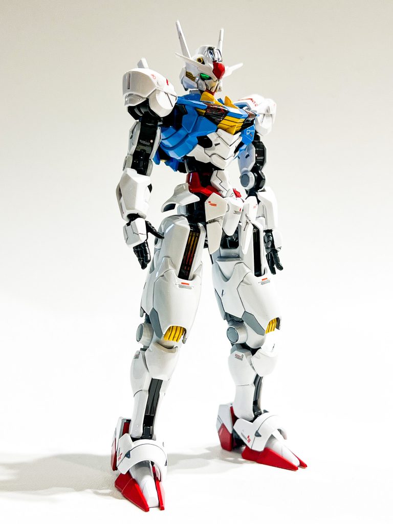 上からカメラアイ周り開口、UVレジン、アンテナシャープ化。