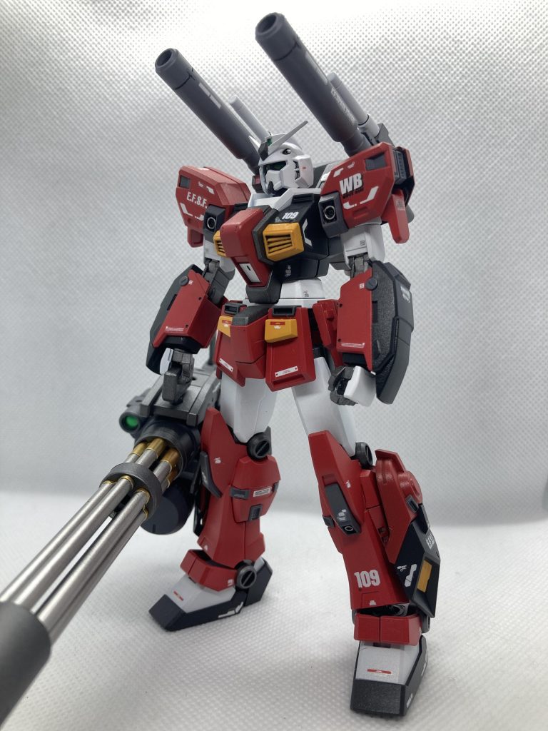 ガンキャノン :109武器は何にするか迷いましたが、ハヤトが乗ってたガンタンクのポップミサイルがガトリングみたいだと勝手なイメージで作りました。