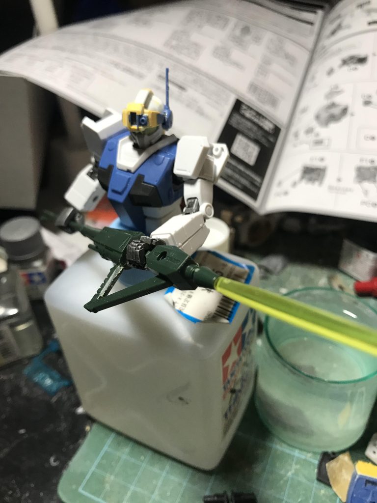 ヤザンのナイトシーカー改、本当にカッコよくて、フェダーインライフルをカッコよく両手持ち出来るキットを密かに探していました(笑)