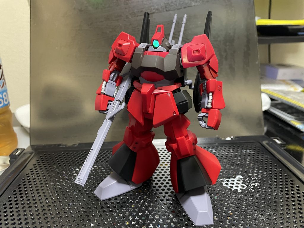 光ます😬ちなみに全塗装ですが、筆塗りです。重ね塗りを、地道にやれば、結構綺麗になるんだなー