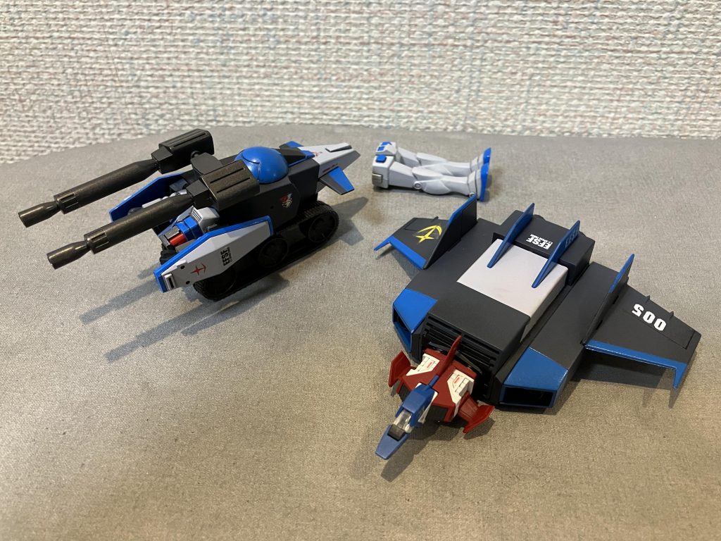 GブルとGスカイ何故か1／144のRGコアファイターがジャストフィットします😅ほぼコアブースターですね。