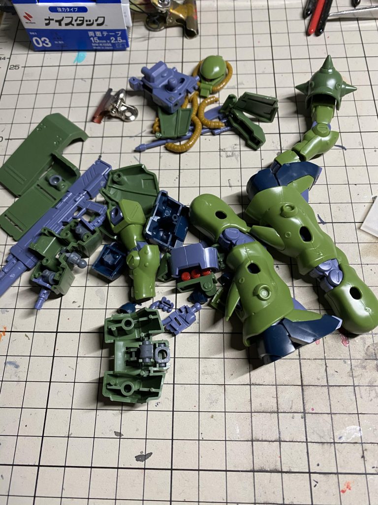 1/144 ザクFZ–4枚目/制作者：ますす