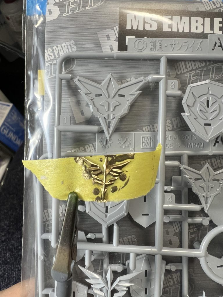 エンブレムはビルダーズパーツから拝借しました。