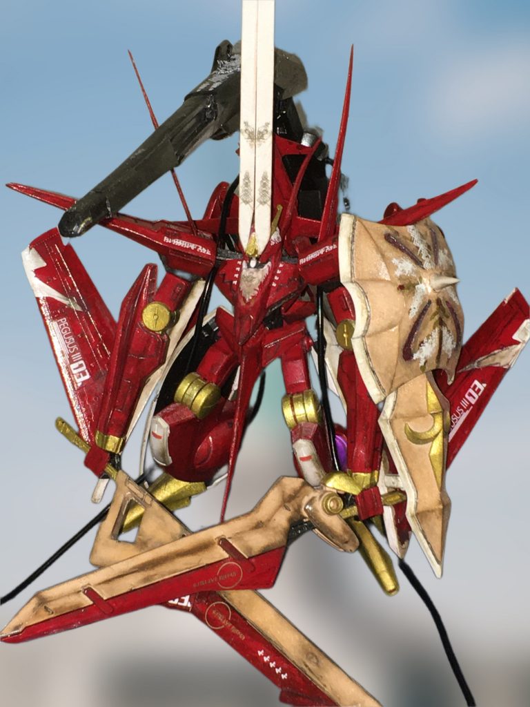 で、膝関節のグルコサミン〔ポリキャップ〕の強度が重さに耐えられず、曲がってきます。多分主砲が重すぎる、フィギュアの塩ビ?が材質が重すぎるからかなと。色々勉強なった作品です。