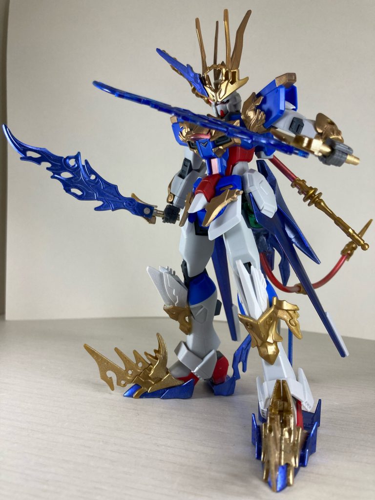 蒼炎刃は剣として装備可能。