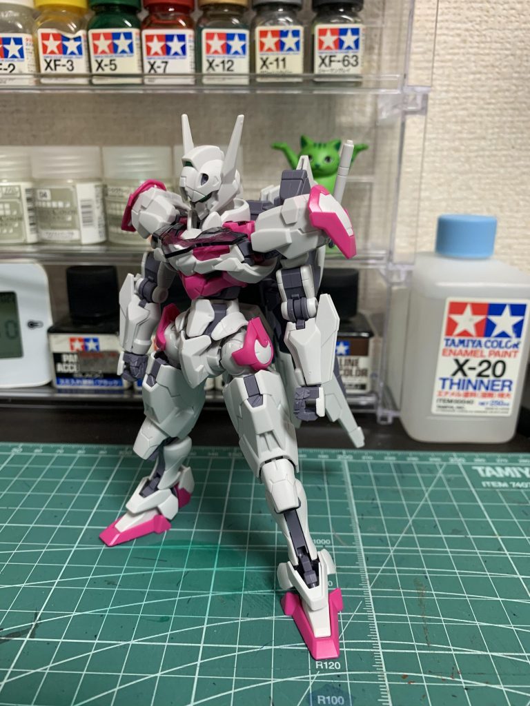 素組み状態です。ピンクはピンクで今までに無い雰囲気で捨てがたいですね!最後まで閲覧頂きありがとうございます!