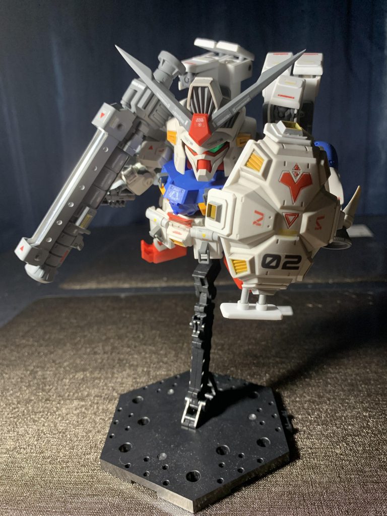 アクションベースに接続できるように加工。浮遊形態にできます。