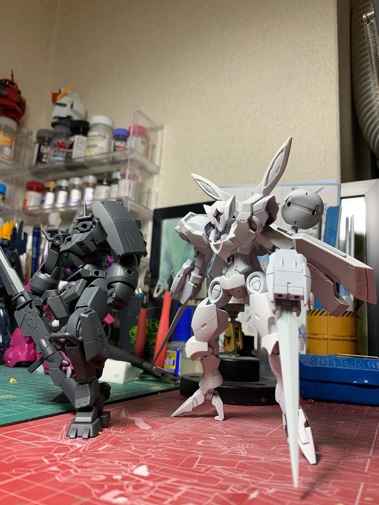 白サフでチェック。次に作成するデミトレーナーと一緒に。