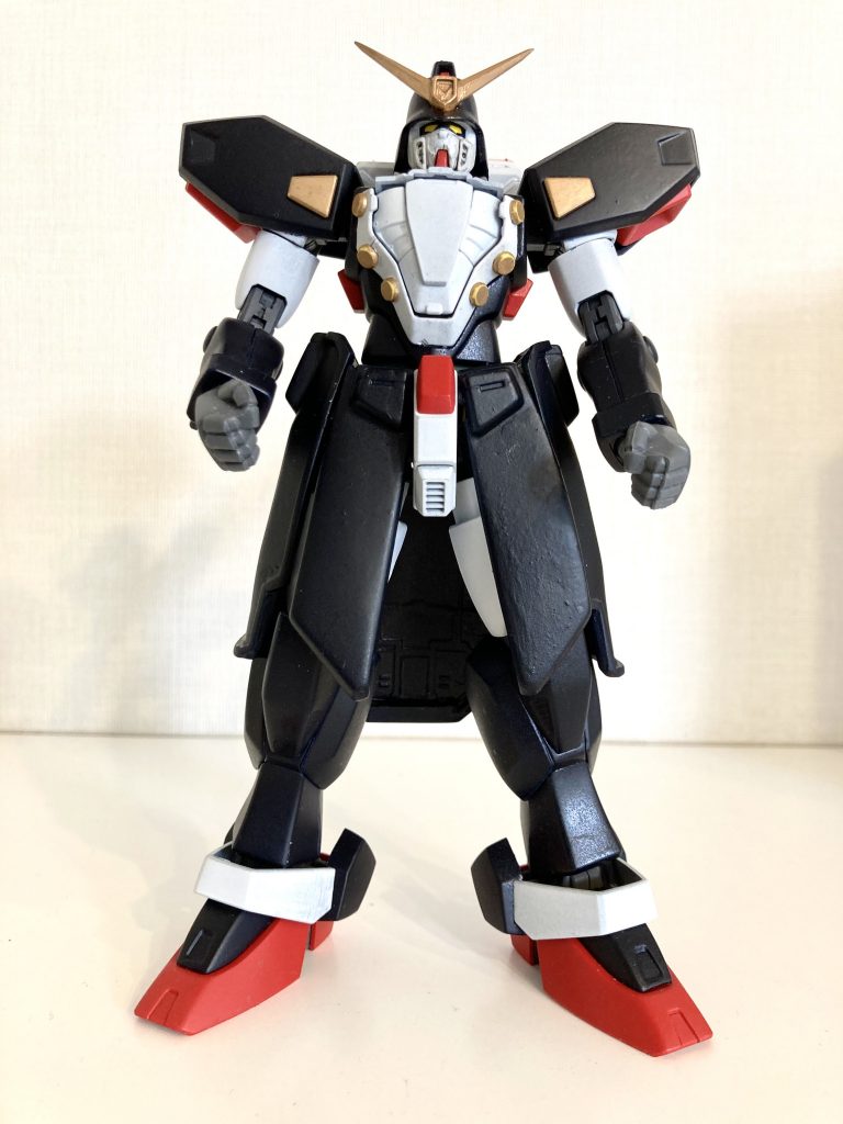 太ももの白色があまり見えなくなり、重厚感は出たかと思います。