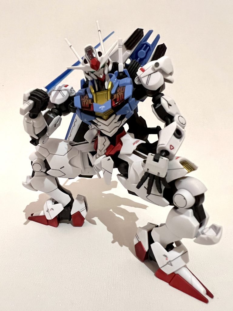 ヤンキー座りもバッチリ。チュチュが乗ったらこんな感じかも。お前、どこ中だァ？穢悪離亜流、夜露死苦！