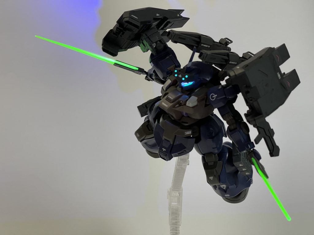 空中からの強襲。ディランザが1 G下で跳べるだと!?