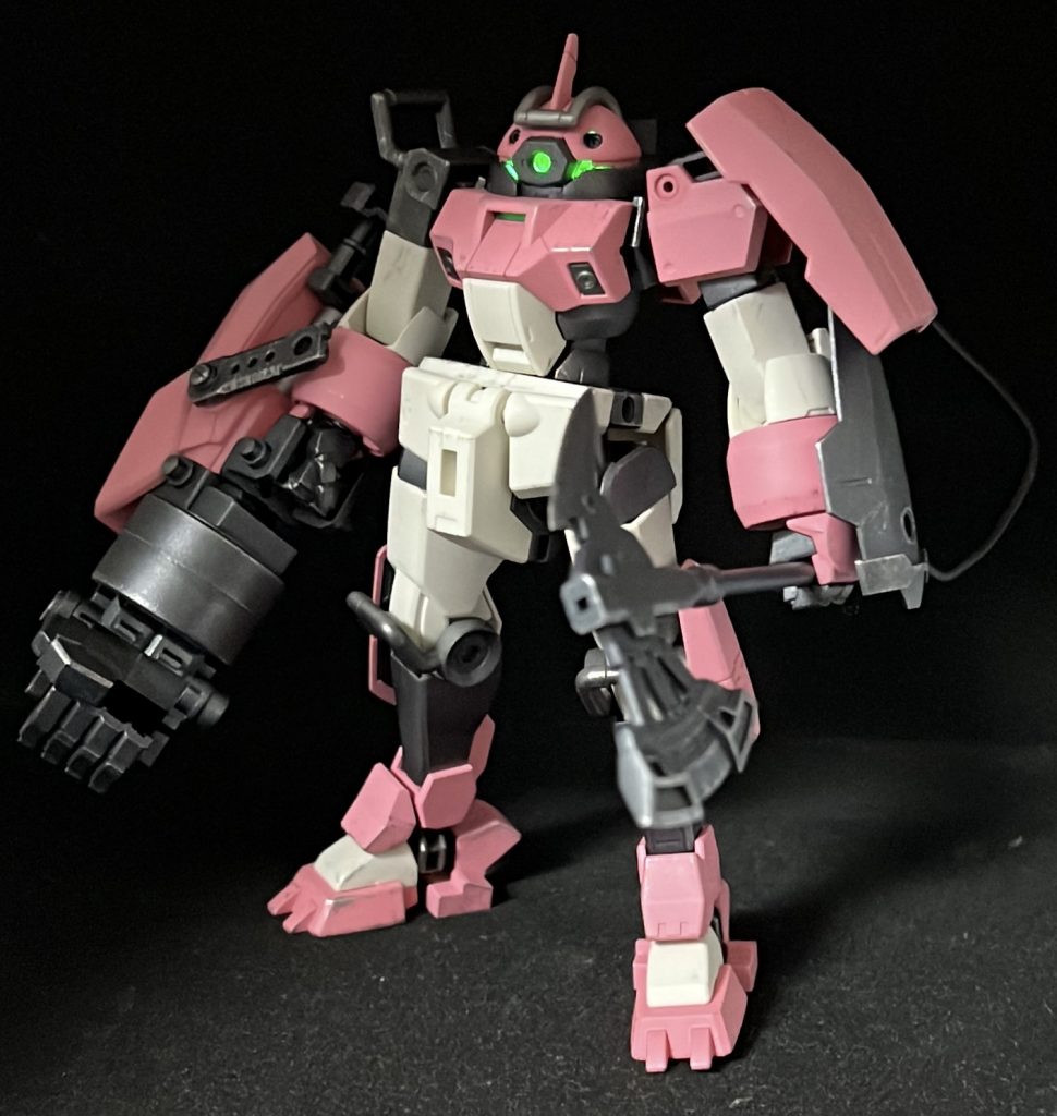 撮影ブースの光に負け気味ですが、実はセンサーが発光してたりしますっ他の写真でもこの光は切ってないんですがわかりにくいですね…