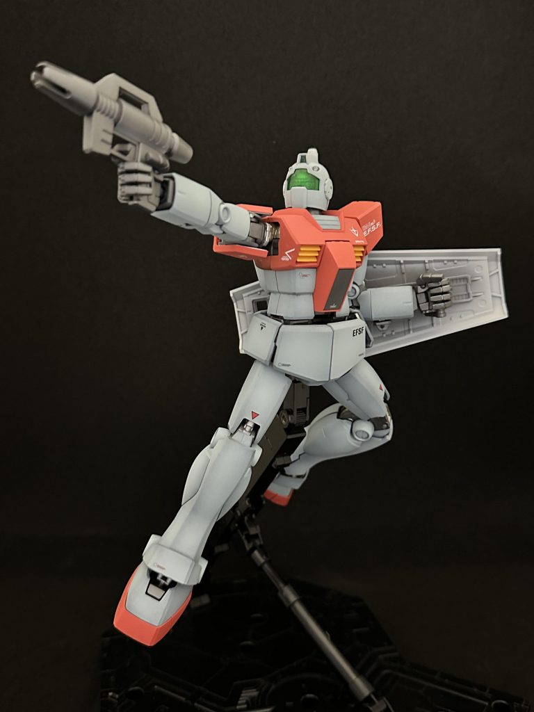 主役機かな?と思わせる凛々しいお姿😁