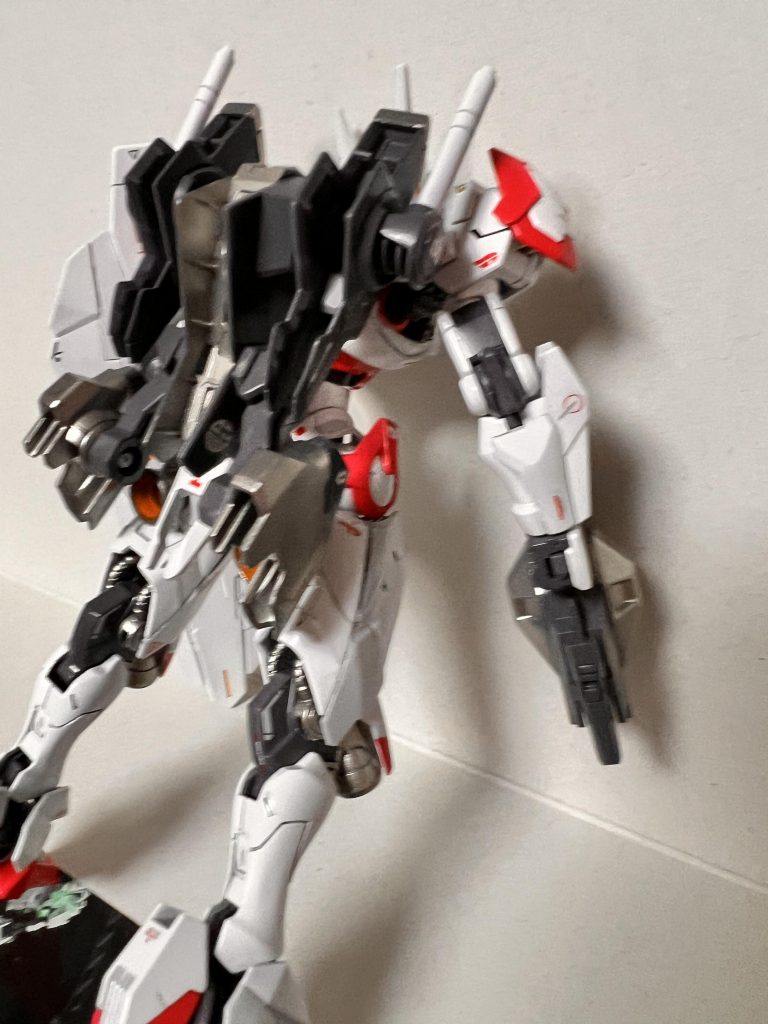 こちらももう少し塗り分けしたかったけど、ジュラルミンシルバーが良い味をシルバー以外はメカサフヘヴィのまま