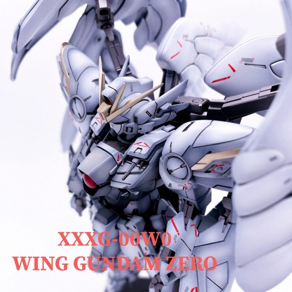 ウイングガンダムゼロ　スノーホワイトカラー