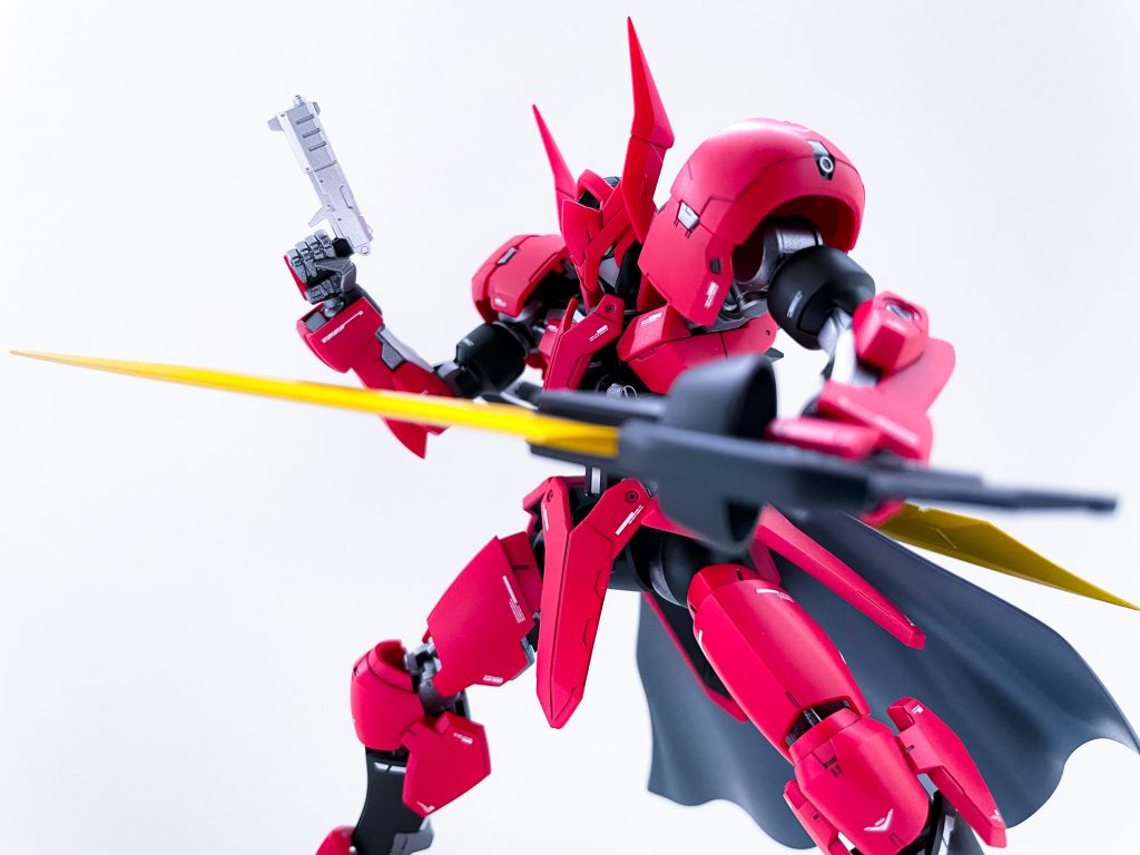 鉄血のキットは本当に可動域が優秀でポージングがバッチリきまりますね😁