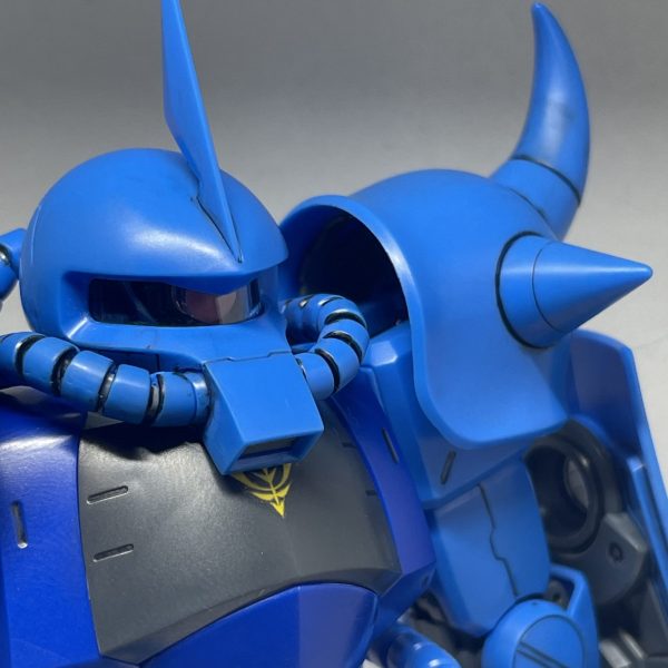 マスターグレード　グフ　墨入れまで