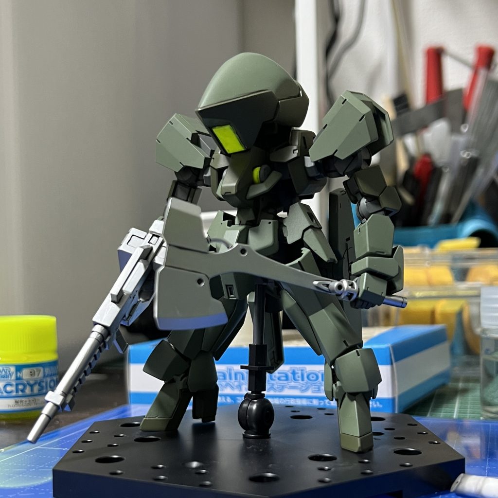 基本塗装とスミ入れが終わった状態ですこの後デカールとトップコートを行って完成です