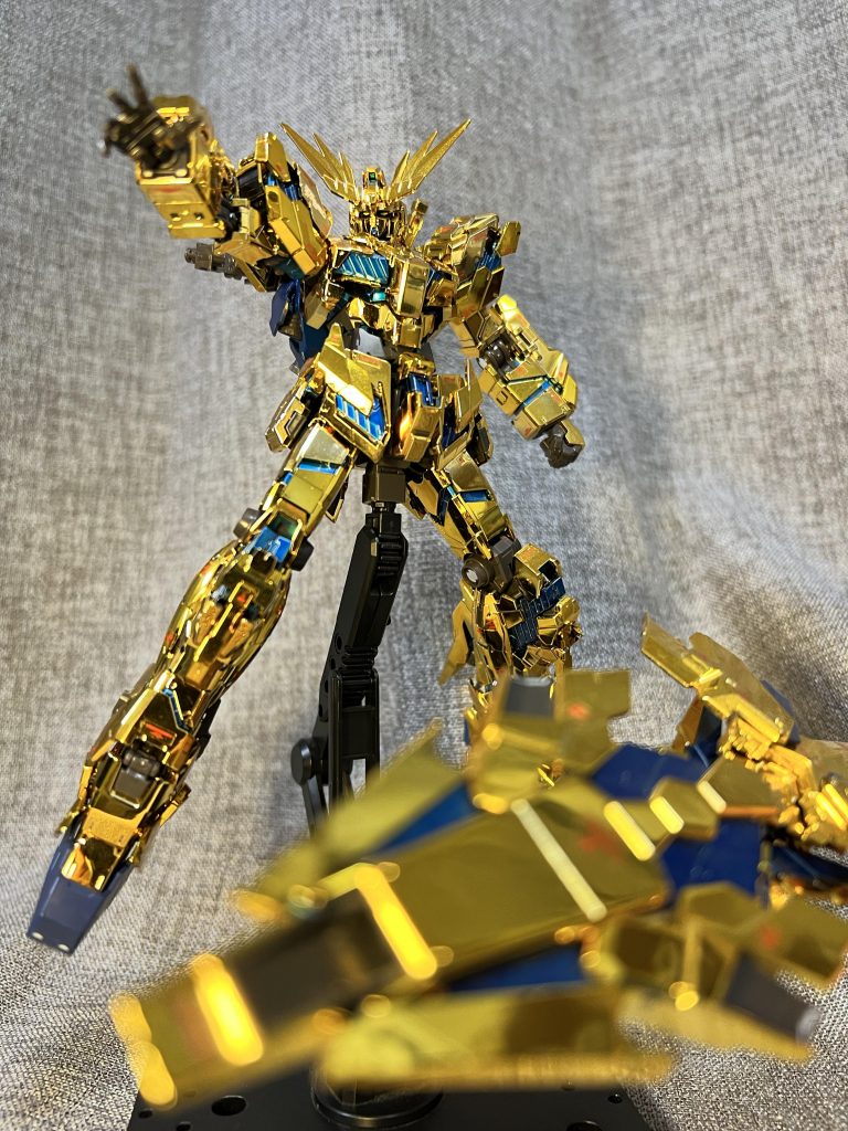 RG フェネクス–5枚目/制作者：すべり柱