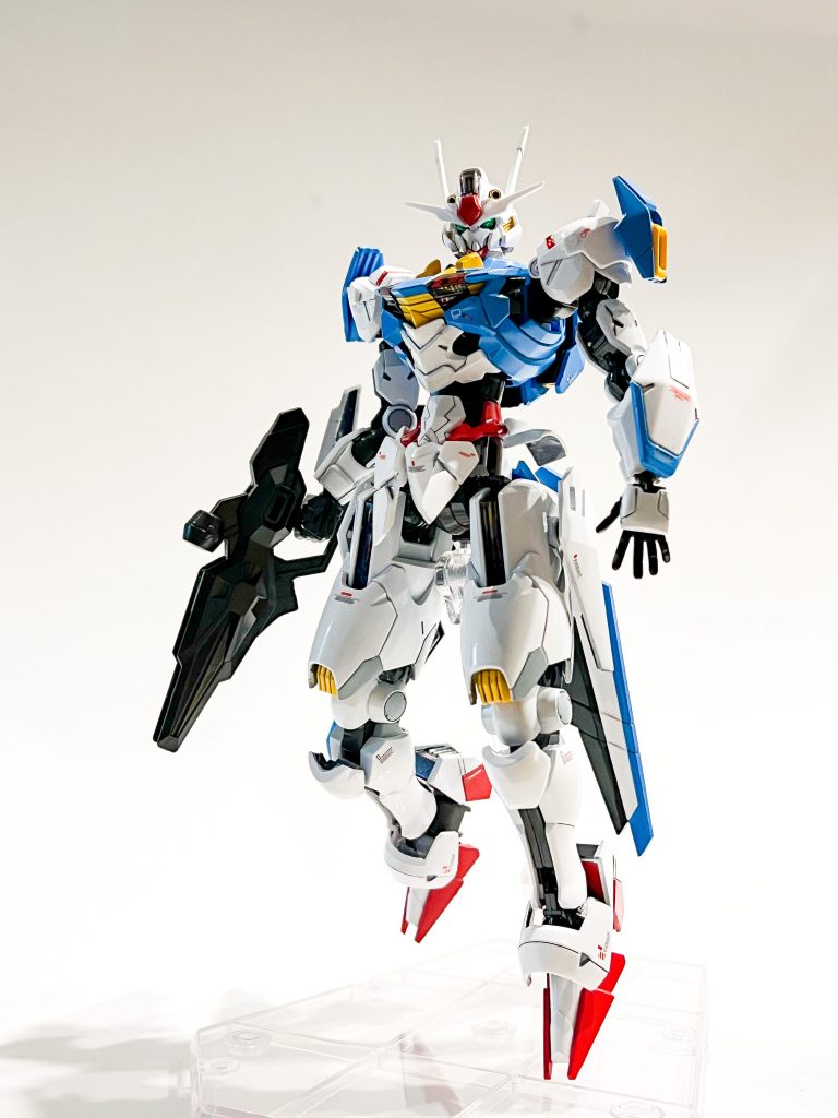 肩アーマ、肩幅詰め。センサー?部UVレジンビルドハンド平手、スジボリ足して塗装。