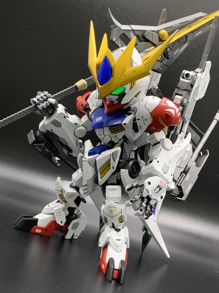 ルプスにしては少し腕が大きいのと首がちょっと短かったかなーと改善ポイントがチラホラSDと HGのミキシングはバランスが重要です!