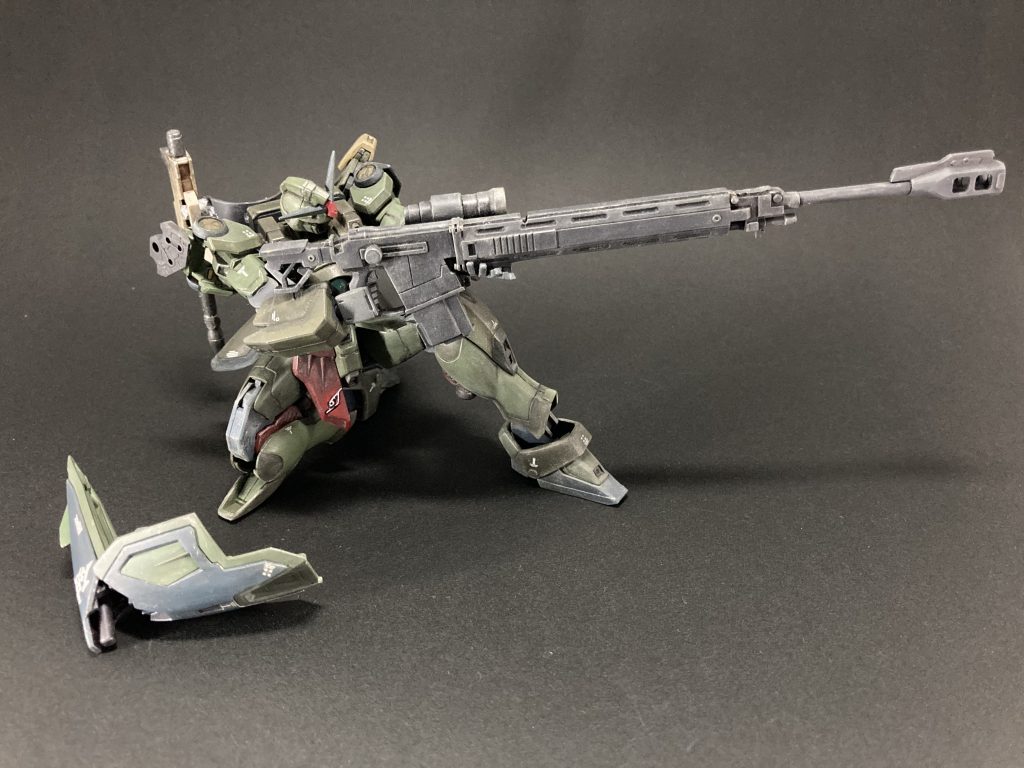 ライフルグレネード。オリジンザクを作った時に余らせたライフルをそのまま使ってます🔫