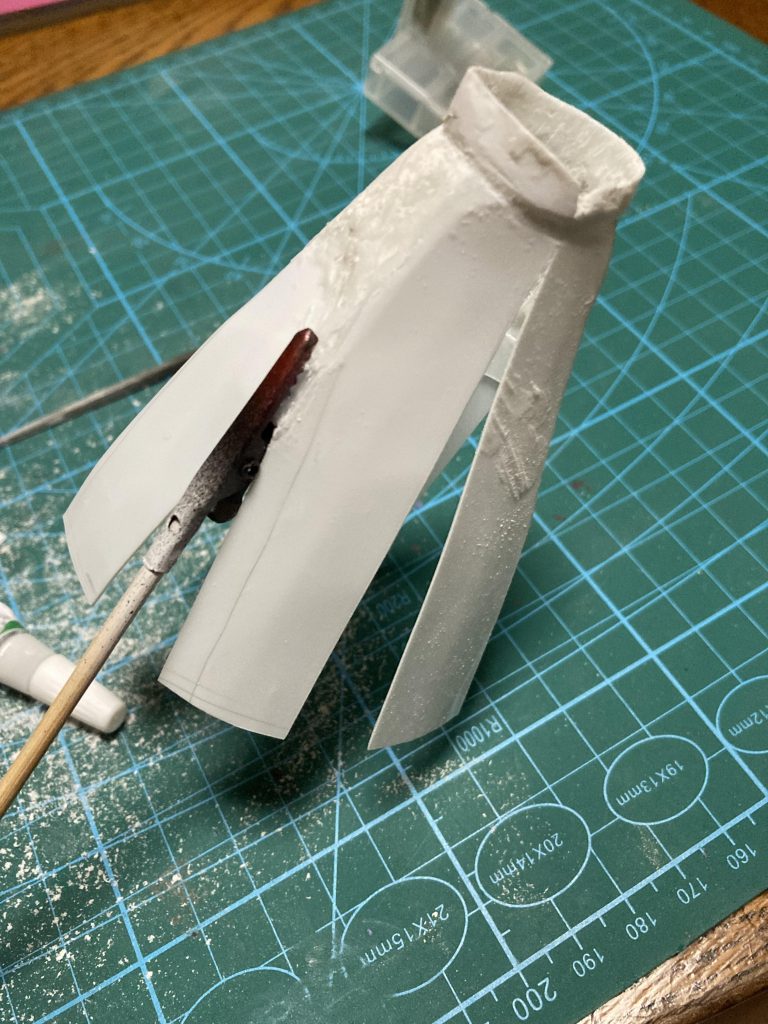 家中粉まみれになった問題の写真。家族が起きる前に必死に掃除しました。リビングモデラーの辛さ。